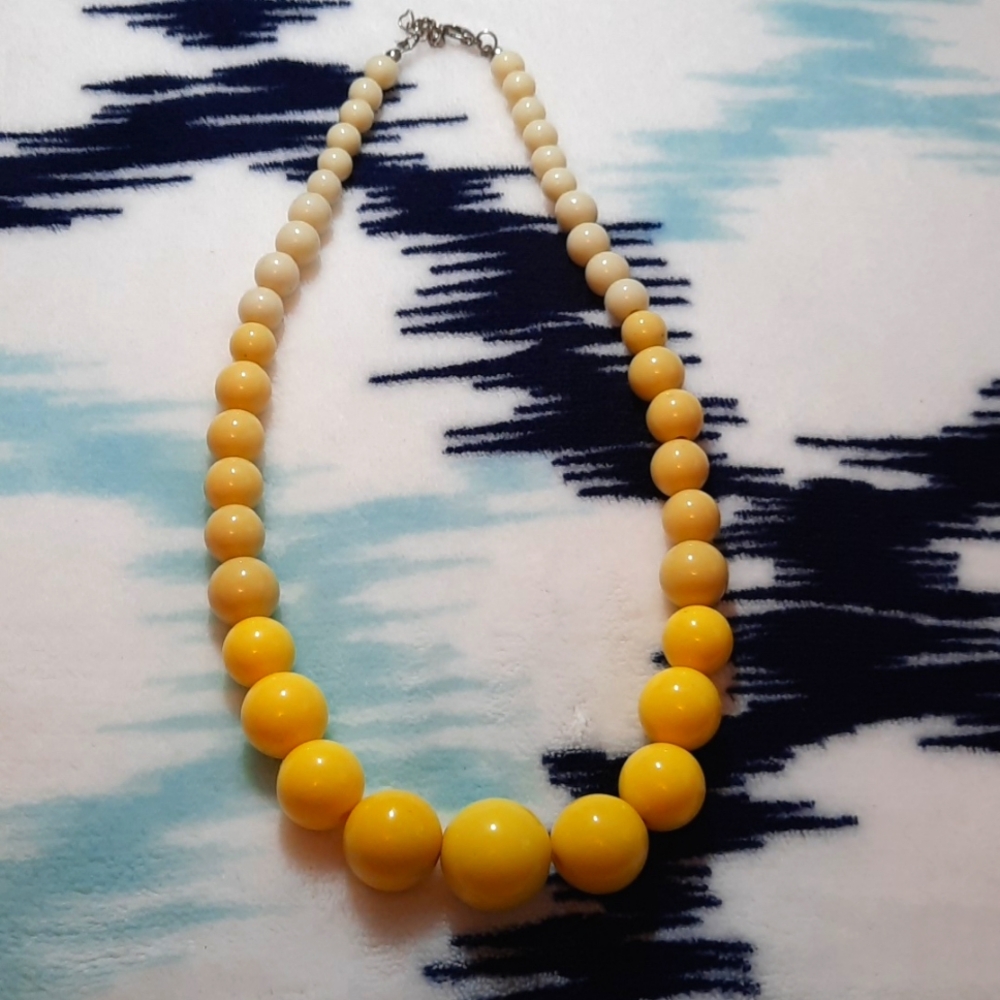 Homemade Yellow Beaded necklace